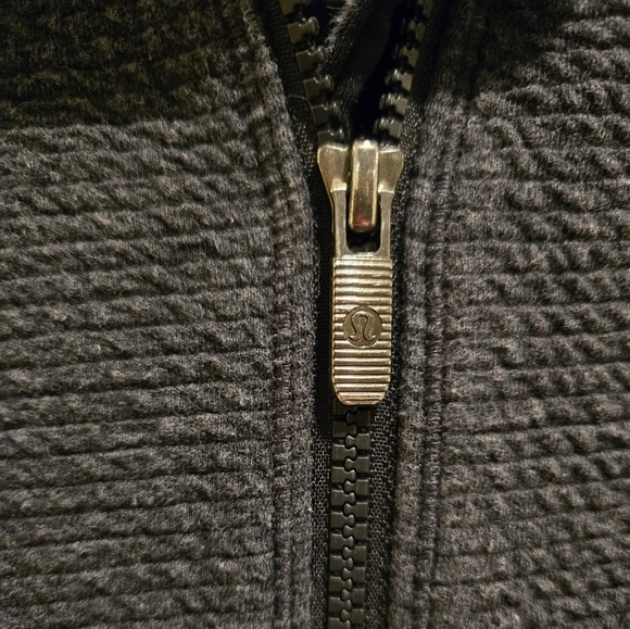 Lululemon size 4 full zip easy going jacket in heathered black - Picture 8 of 11